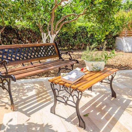 Ferienwohnung Agia Pelagia Blue Apt With Seaview 50M From Sea Exterior foto
