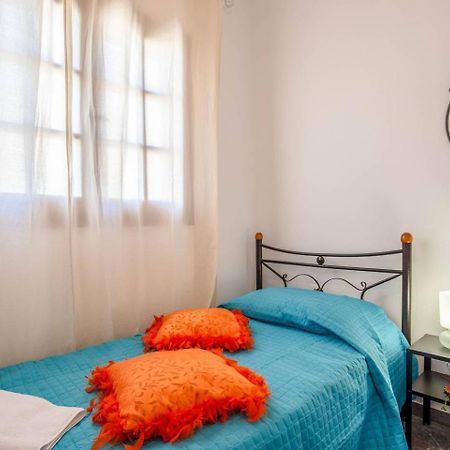 Ferienwohnung Agia Pelagia Blue Apt With Seaview 50M From Sea Exterior foto