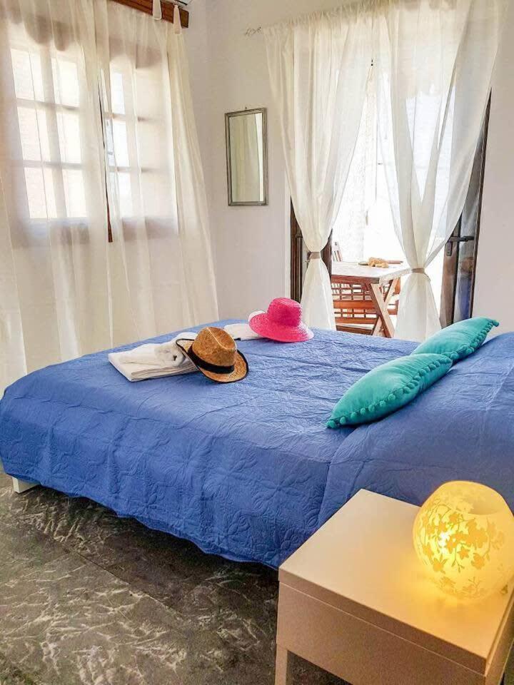 Ferienwohnung Agia Pelagia Blue Apt With Seaview 50M From Sea Exterior foto